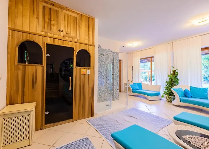 Вилла Liget Rezidencia